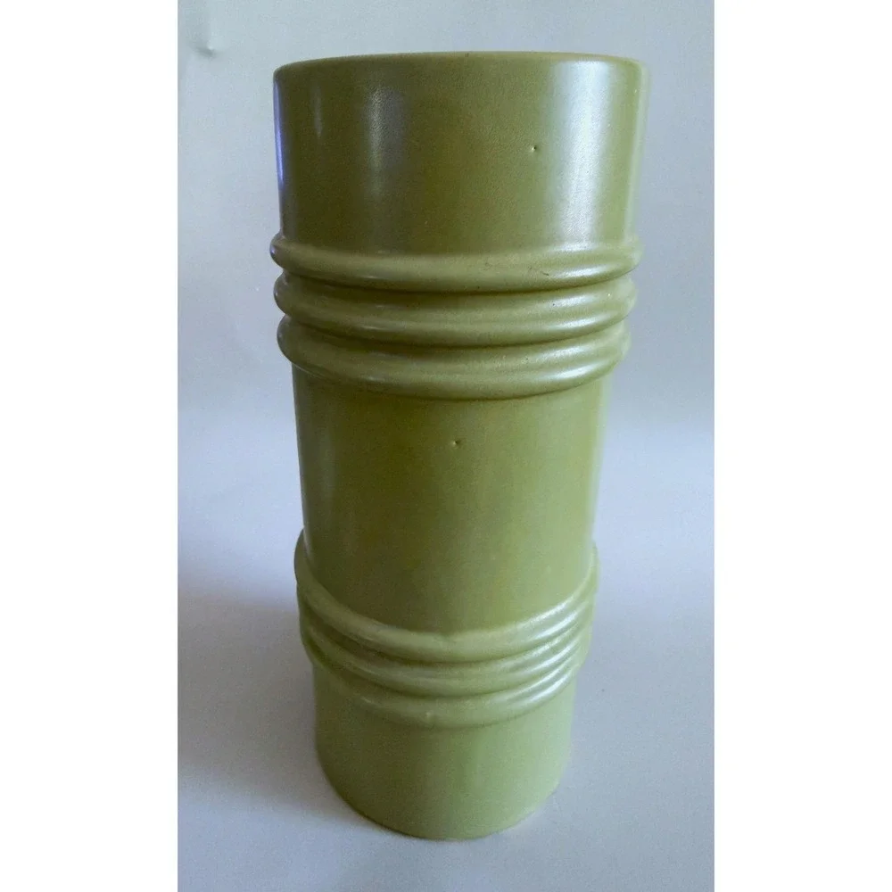 Vintage McCoy Floraline 475‑10 Vase • 11